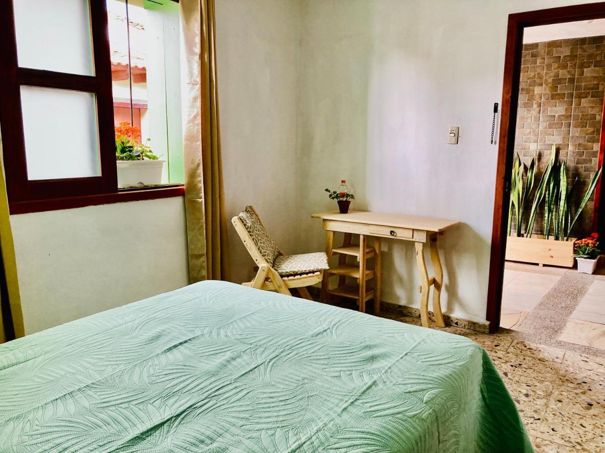 Alhambra Hotel - San Cristóbal de Las Casas Dış mekan fotoğraf