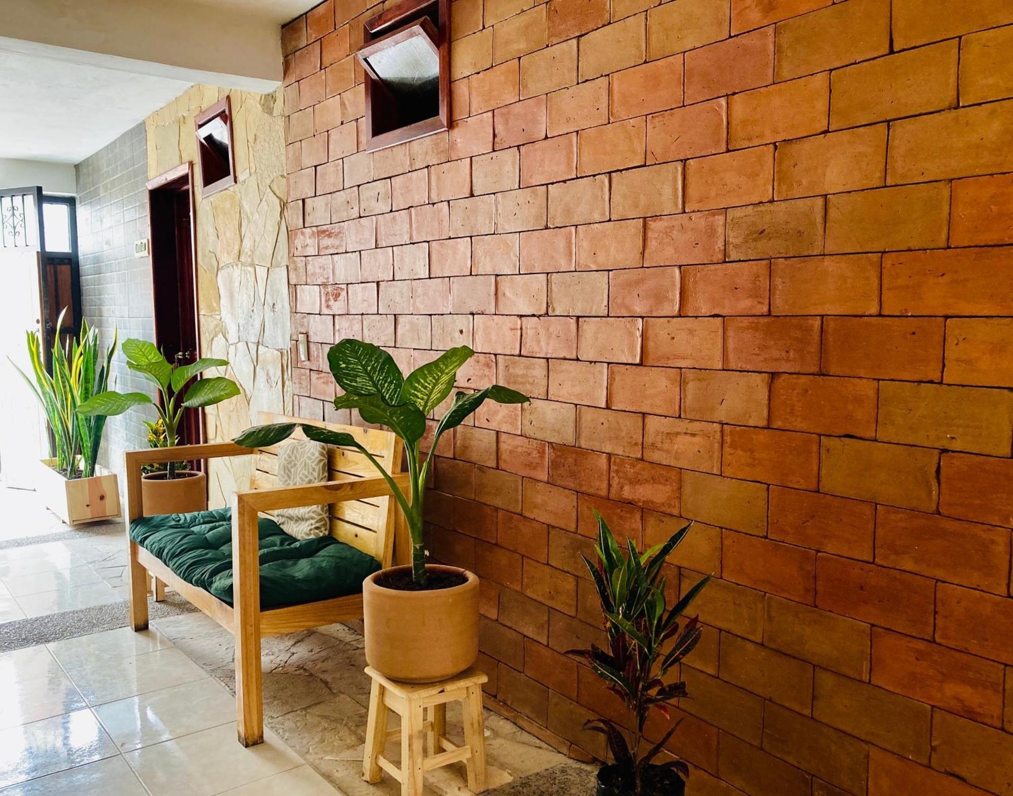 Alhambra Hotel - San Cristóbal de Las Casas Dış mekan fotoğraf